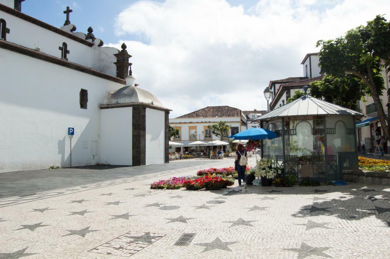 Atlantic Town - Free Parking